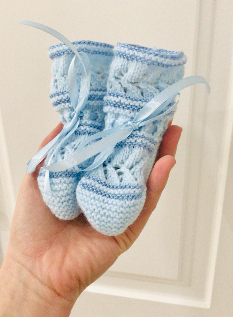baby-blue-hand-knitted-botties